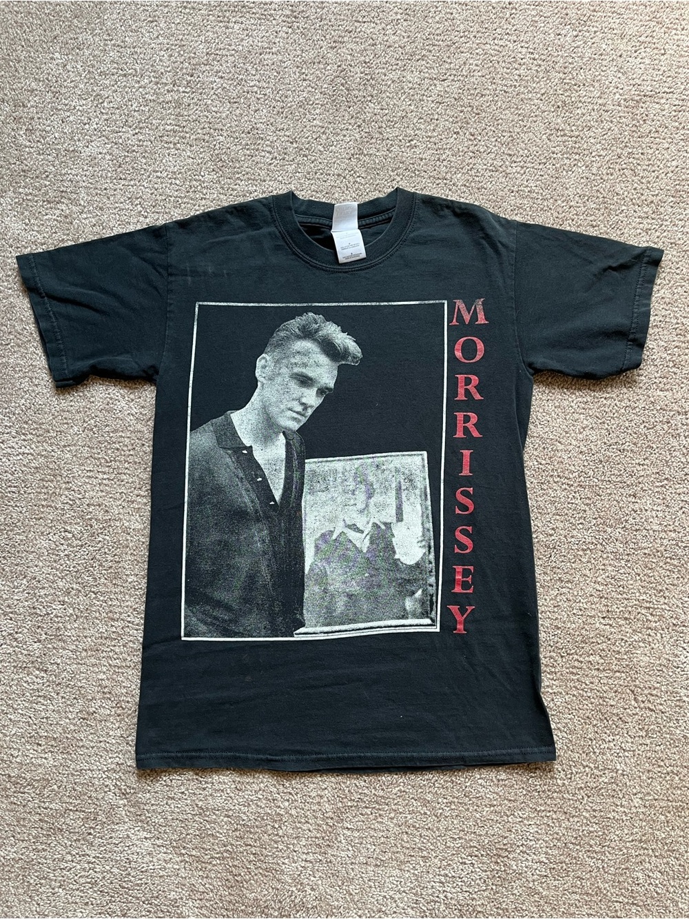 VTG 00’s / Y2K Morrissey Faded Black Band Tee